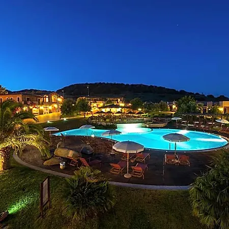 With Swimming-pool In Campulongu Just 600 Mt From The Sea Hotel Villasimius