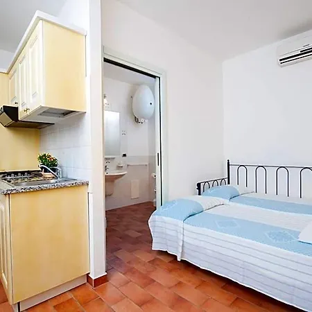 Hotel With Swimming-pool In Campulongu Just 600 Mt From The Sea 3*