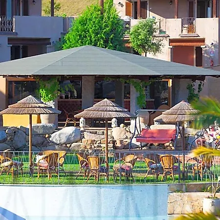 With Swimming-pool In Campulongu Just 600 Mt From The Sea Hotel 3*